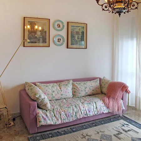 ;casa Silvia 200s * Alassio